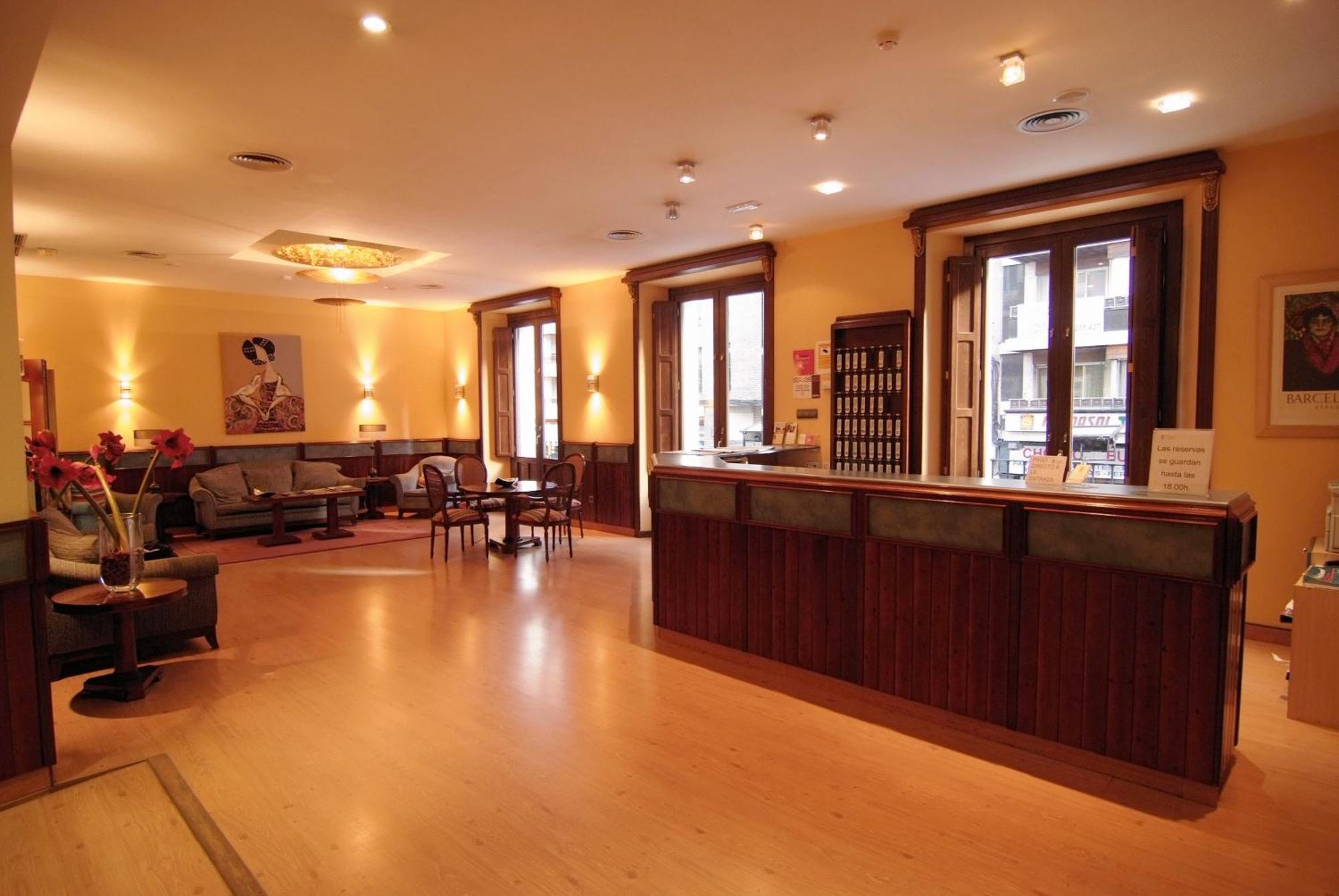 Hostal Cataluna Zaragoza Buitenkant foto